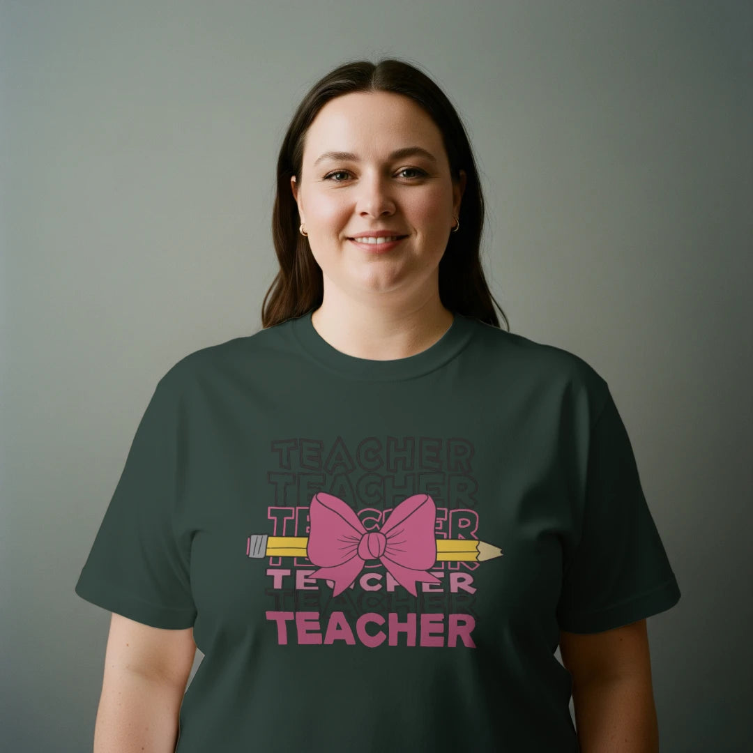 🎀✏️ Teacher Power Bow Tee – Retro Vibes! 🖤💗