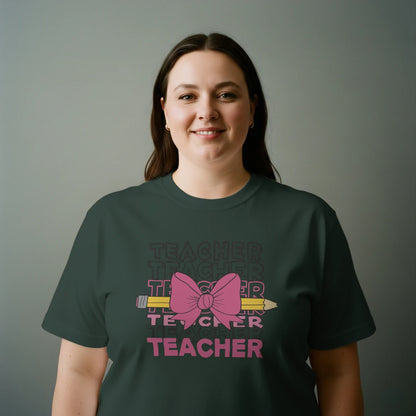 🎀✏️ Teacher Power Bow Tee – Retro Vibes! 🖤💗