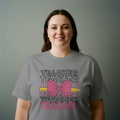 🎀✏️ Teacher Power Bow Tee – Retro Vibes! 🖤💗