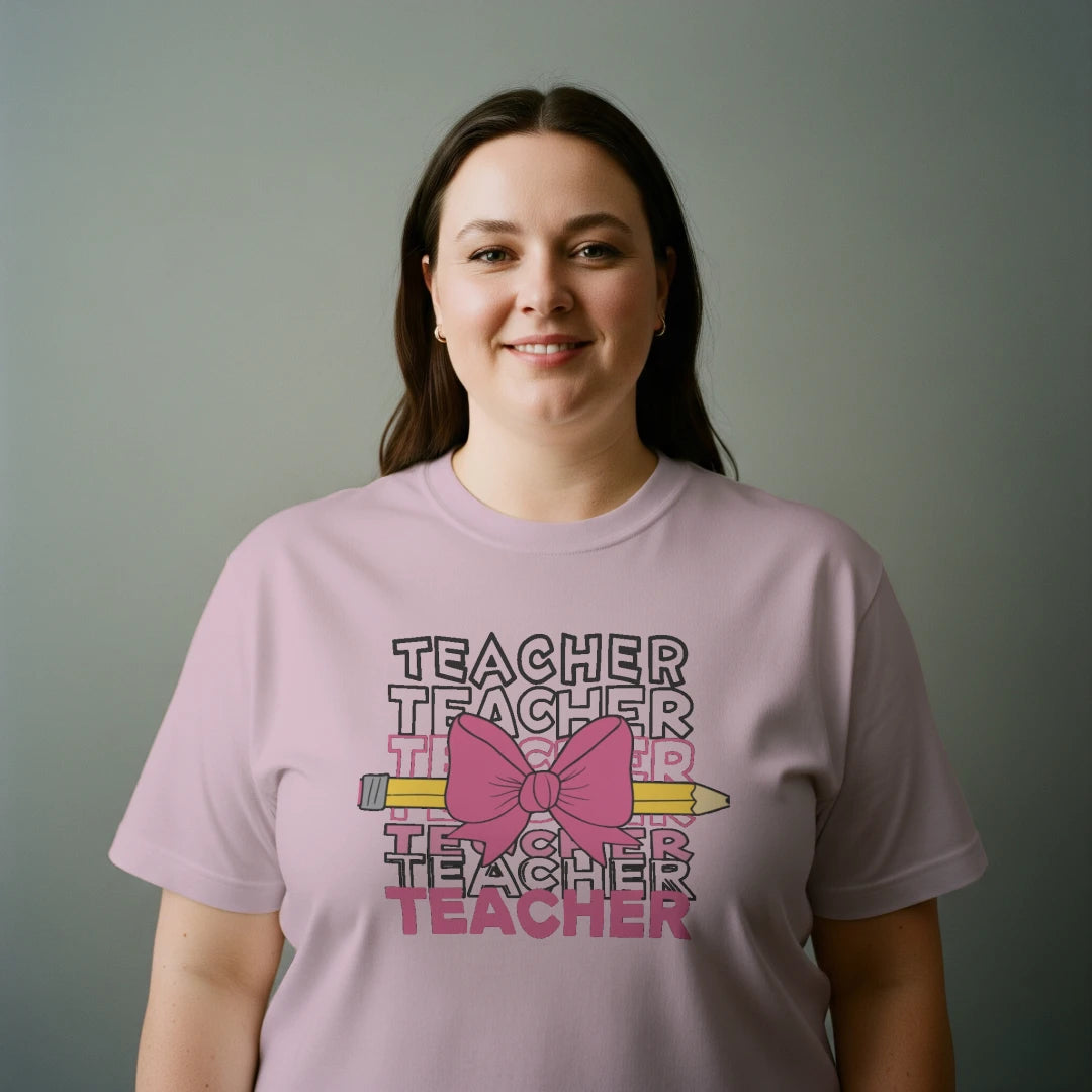 🎀✏️ Teacher Power Bow Tee – Retro Vibes! 🖤💗