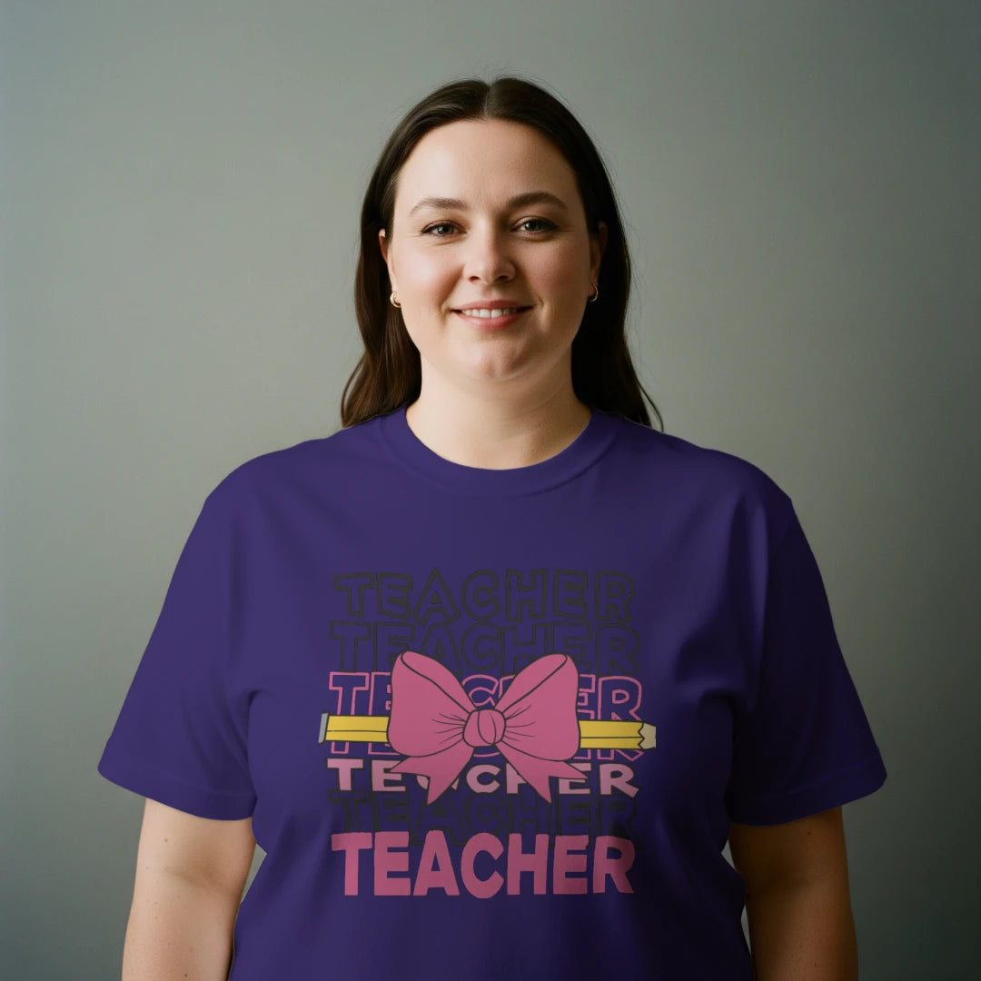 🎀✏️ Teacher Power Bow Tee – Retro Vibes! 🖤💗